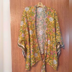 Tie front kimono top
